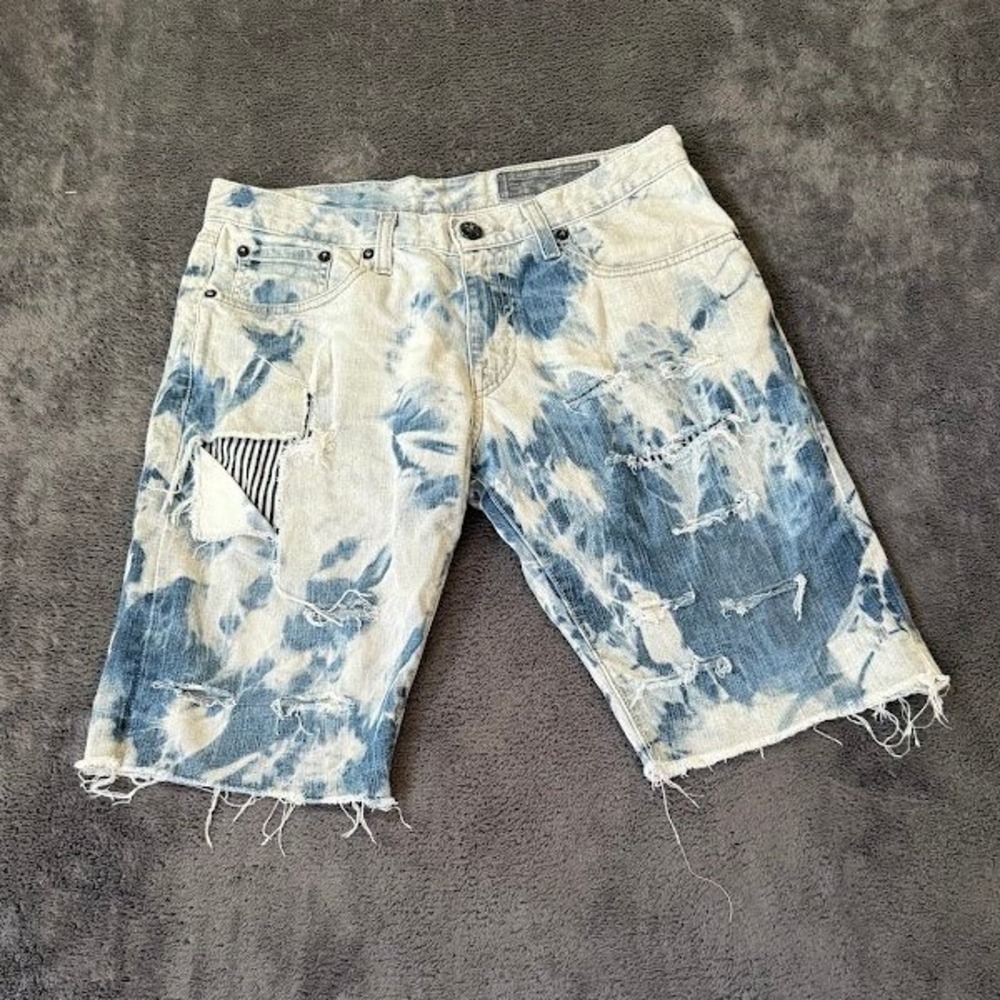 Marc Ecko Cut & Sew Distressed Tie Dye Denim Shorts Blue Mens 32X10 EDH-25421
